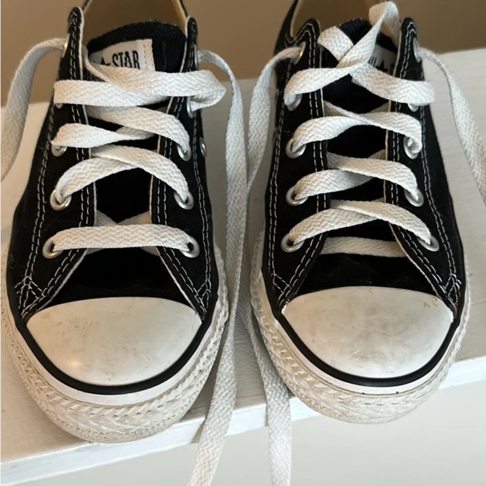 Converse Kids Black Low-Top All Star Sneakers